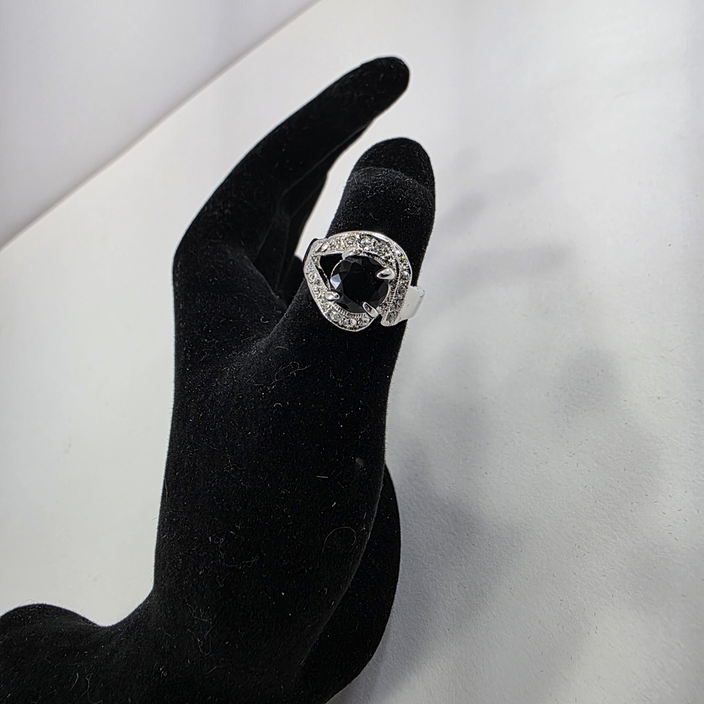 Black Round Stone Statement Ring Crystal Halo Sil… - image 1